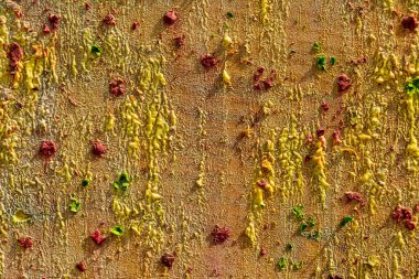 Duvardaki farklı boyaların arka planı..