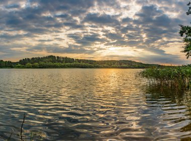 Drozdy rezervuarı, Minsk 'in kuzeybatısında, Svisloch nehrinde bulunan bir rezervuardır. Vileika-Minsk su sisteminin bir parçası mı?.
