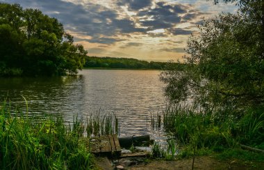 Drozdy rezervuarı, Minsk 'in kuzeybatısında, Svisloch nehrinde bulunan bir rezervuardır. Vileika-Minsk su sisteminin bir parçası mı?.