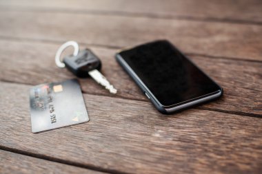 akıllı telefon ve kredi kartı