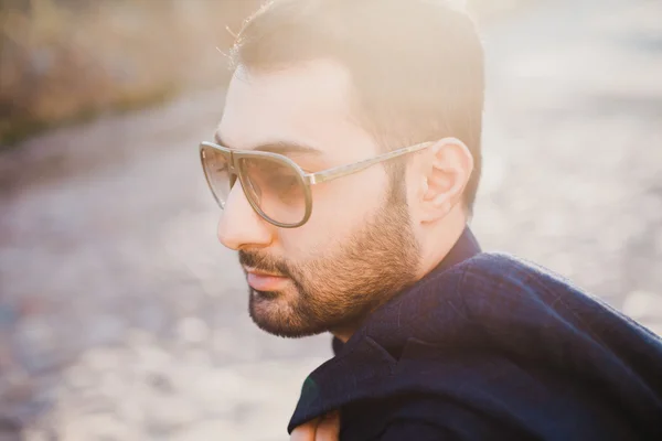 Young man with beard and sunglasses — Stock Photo, Image