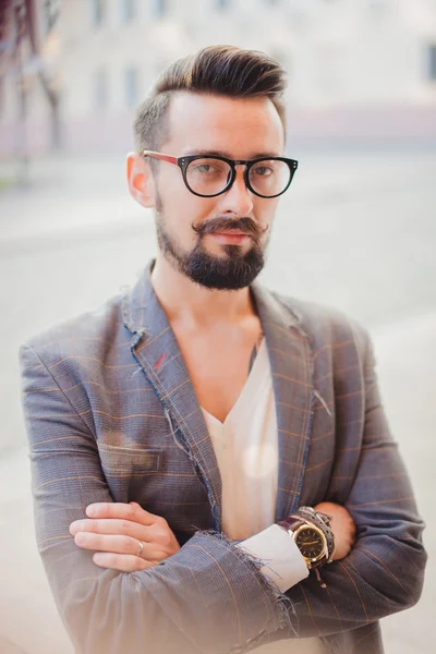 Jovem com barba — Fotografia de Stock