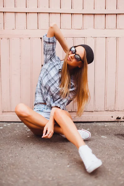 Young hipster stylish woman — 스톡 사진