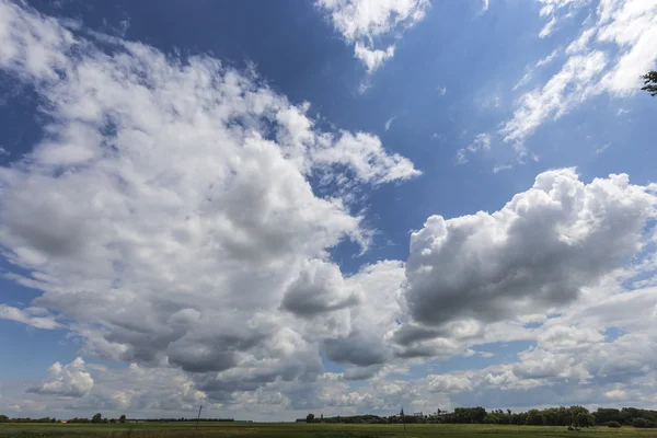 Clouds on day sky — Stock Photo, Image