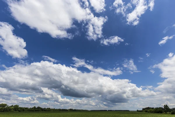 bulutlar üzerinde gün sky