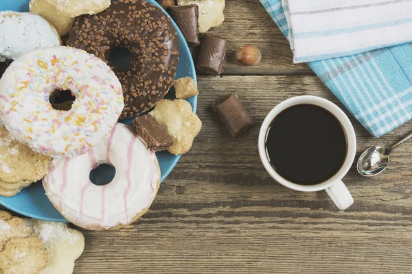 Masanın üzerine tatlı Kahvaltı