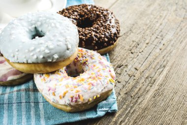Kahvaltıda tatlı çörek
