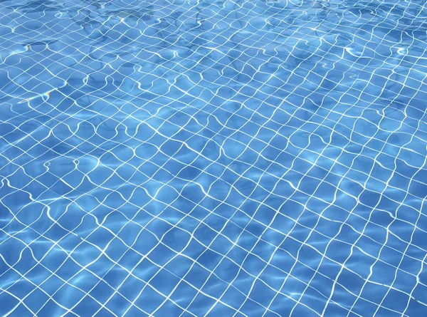 Blaues Schwimmbad plätscherte Wasser Detail — Stockfoto