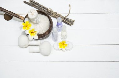 Spa ve masaj ahşap beyaz