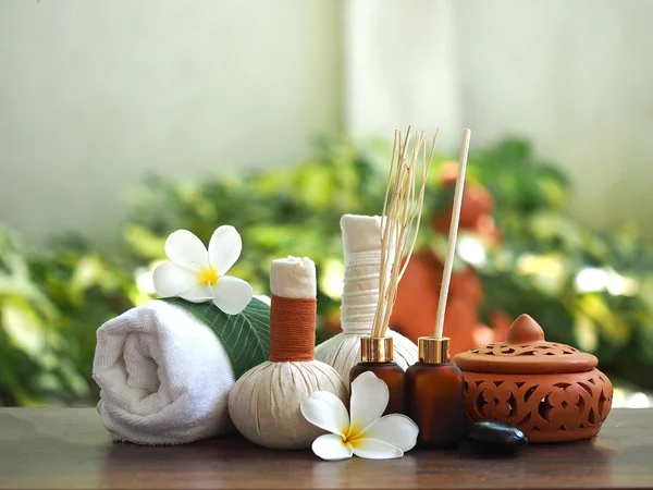 Spa de masaje y tratamiento, Tailandia, seleccionar y enfoque suave —  Fotos de Stock
