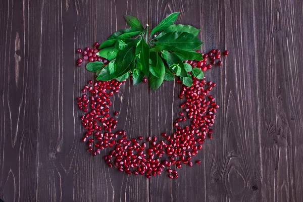 Olgun kırmızı nar tahıl