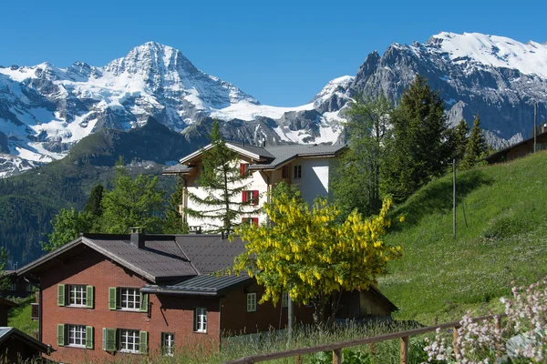 La ciudad de Murren, Suiza — Foto de Stock