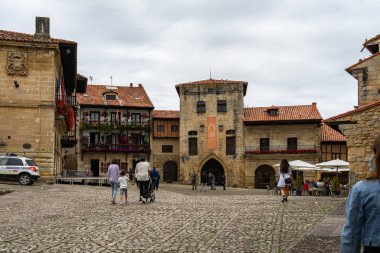 İspanya, Cantabria 'daki Santillana del Mar köyü