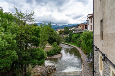 İspanya, Cantabria 'daki Potes köyü.