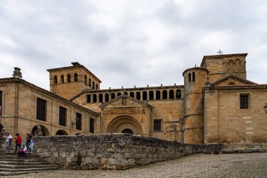 İspanya, Cantabria 'daki Santillana del Mar köyü