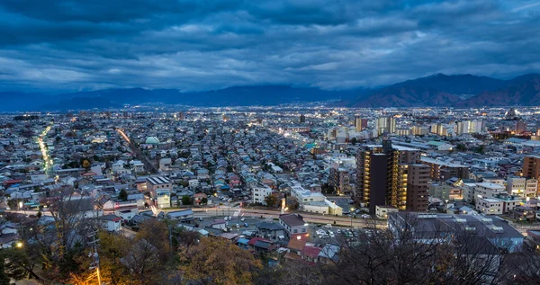 Nagano stad på kvällen — Stockfoto
