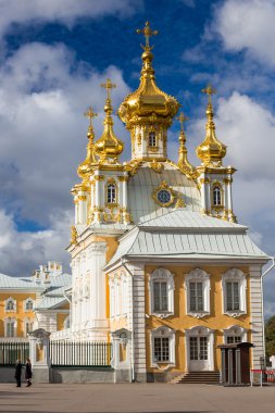 Peterhof Kasrı kilisede