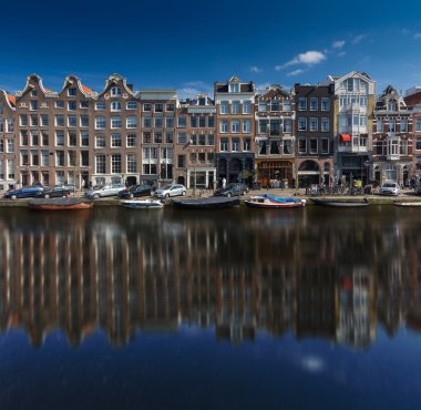 Amsterdam şehir sokakları