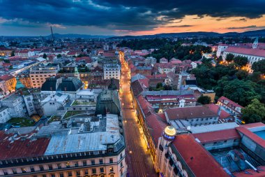 Zagreb Panorama gece  