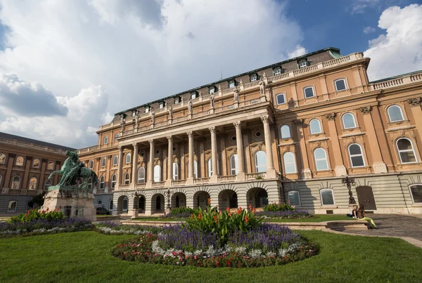 Királyi palota itt: budapest — Stock Fotó