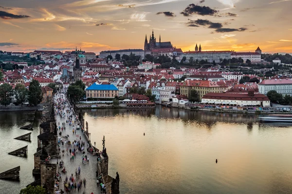 Vista da cidade da noite Praga — Fotografia de Stock