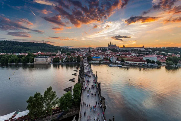 Vista da cidade da noite Praga — Fotografia de Stock