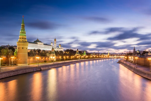 Vista do rio Neva e do Kremlin — Fotografia de Stock