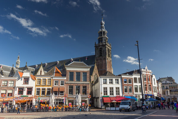  Старая городская площадь в Гауде
 