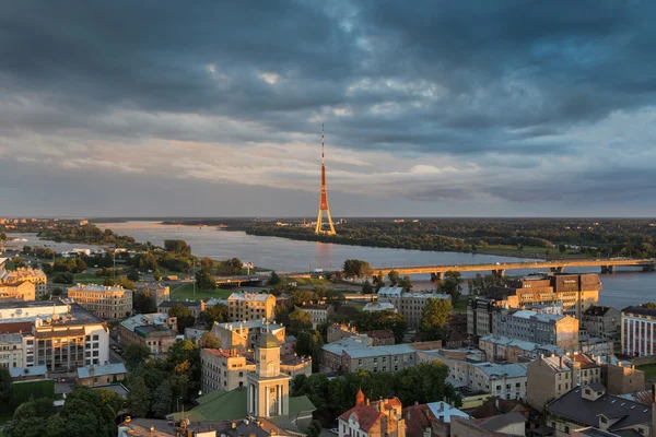 Riga şehir panoraması. Letonya — Stok fotoğraf