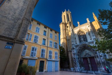 AIX Katolik Katedrali 