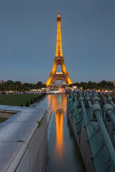 Pokaż światła wydajności na wieżę Eiffla — Zdjęcie stockowe