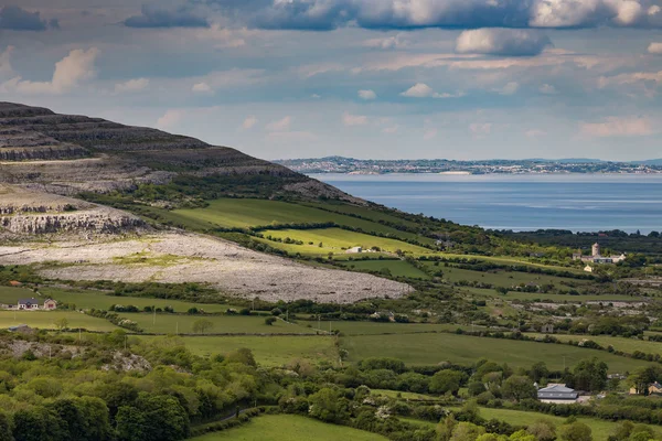 Bellissimo paesaggio panoramico irlandese — Foto Stock