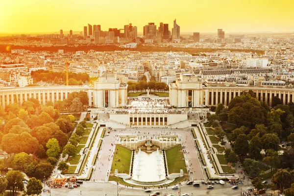 Trocadero ve gün batımı görünümü de La Defense — Stok fotoğraf