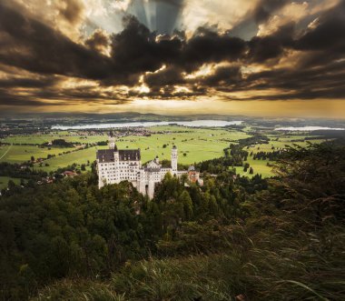 Güzel Neuschwanstein Şatosu