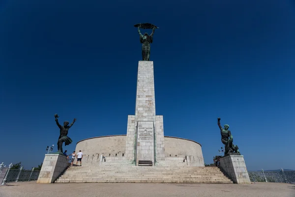 Monumento no centro da cidade de Budapeste — Fotografia de Stock
