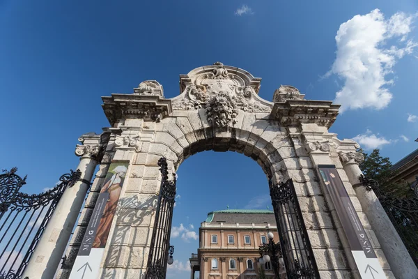 Dekoratív kapu, Budapest — Stock Fotó