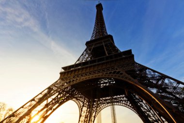 ünlü Eyfel Kulesi Paris