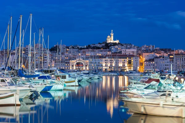Jachten op zee haven van Marseille — Stockfoto