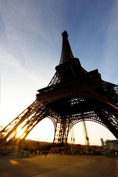 Torre Eiffel famosa em Paris — Fotografia de Stock