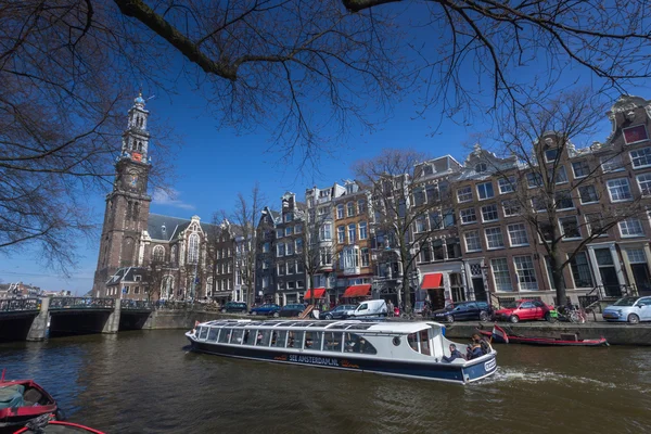 Mimari ve Amsterdam kanal — Stok fotoğraf