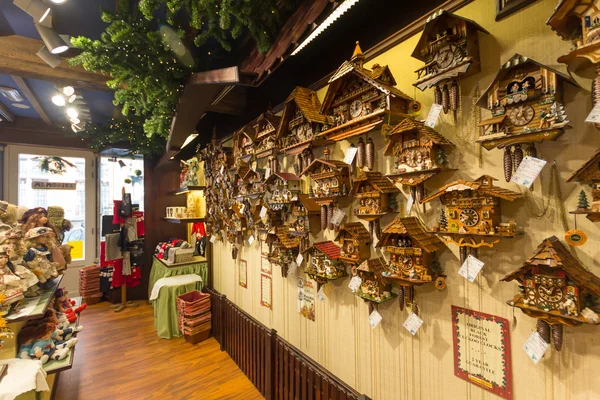 Brinquedos de lembrança no mercado em Bruges — Fotografia de Stock