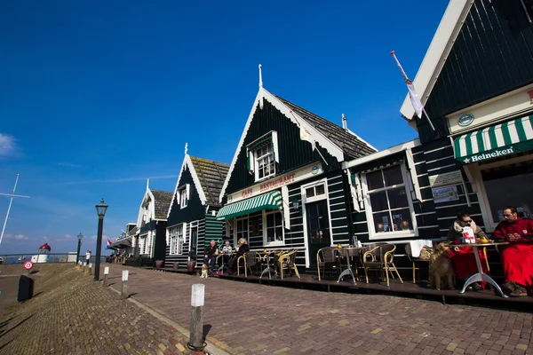 Arquitectura pintoresca en la ciudad de Gouda — Foto de Stock