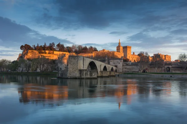 Vacker arkitektur av Avignon — Stockfoto