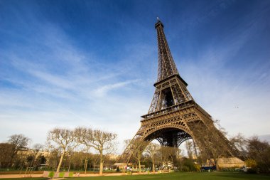 ünlü Eyfel Kulesi Paris