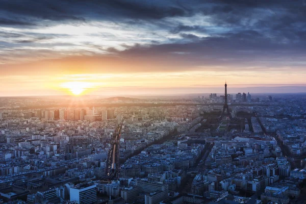 Paris city center at sunset — Stock Photo, Image