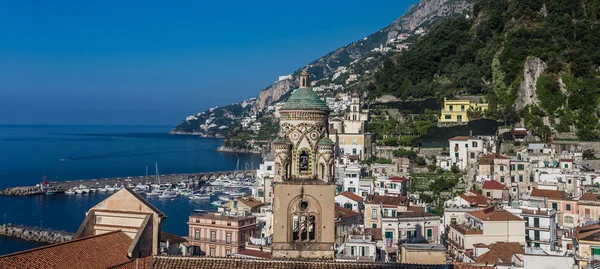 Amalfi Bay havadan görünümü — Stok fotoğraf