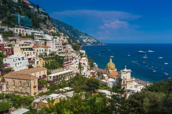 Malowniczą panoramę miasta Amalfi — Zdjęcie stockowe