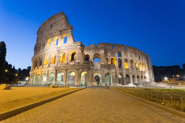 Skvělá colosseum, Řím, Itálie — Stock fotografie