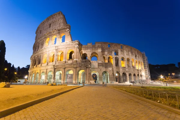 Skvělá colosseum, Řím, Itálie — Stock fotografie