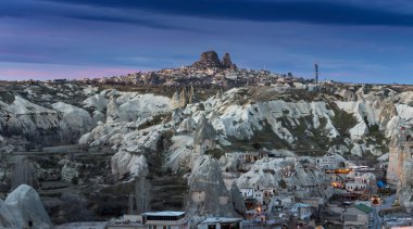 Kapadokya'da kayalar arasında şehir